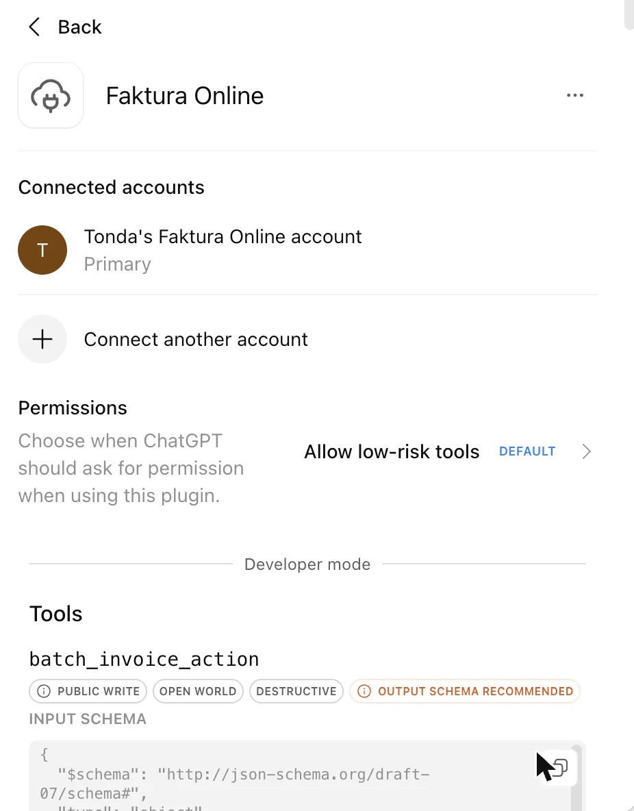 Připojený plugin Faktura Online v ChatGPT se seznamem nástrojů